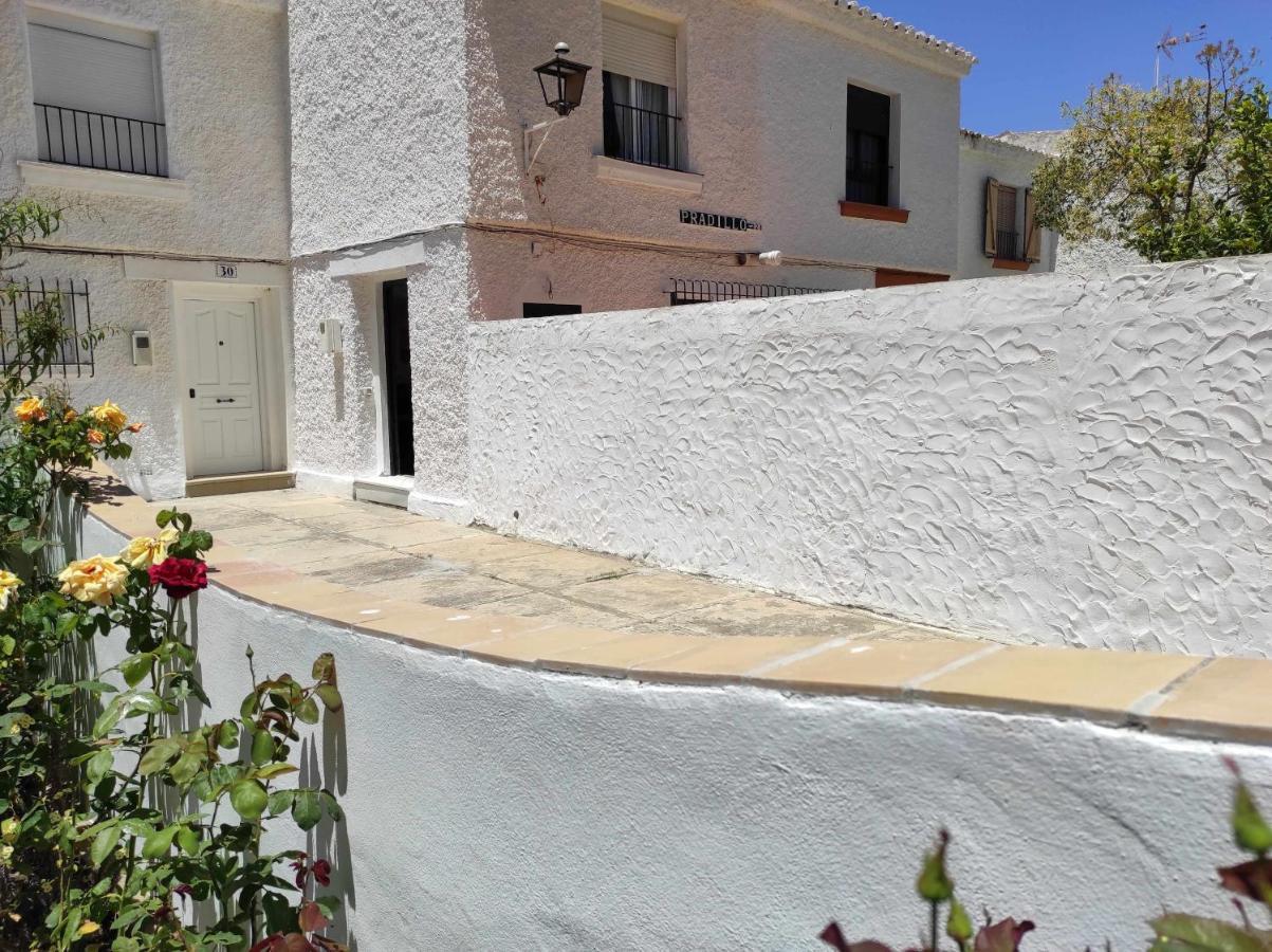 サアラ・デ・ロス・アトゥネス Casa La Gaviota En El Centro De Zaharaヴィラ エクステリア 写真