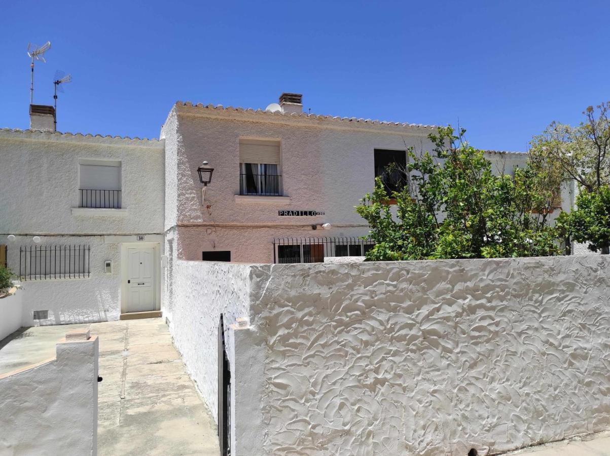 サアラ・デ・ロス・アトゥネス Casa La Gaviota En El Centro De Zaharaヴィラ エクステリア 写真